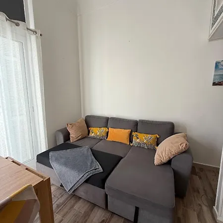 Апартаменты Mezzanine - Close To Beaches *