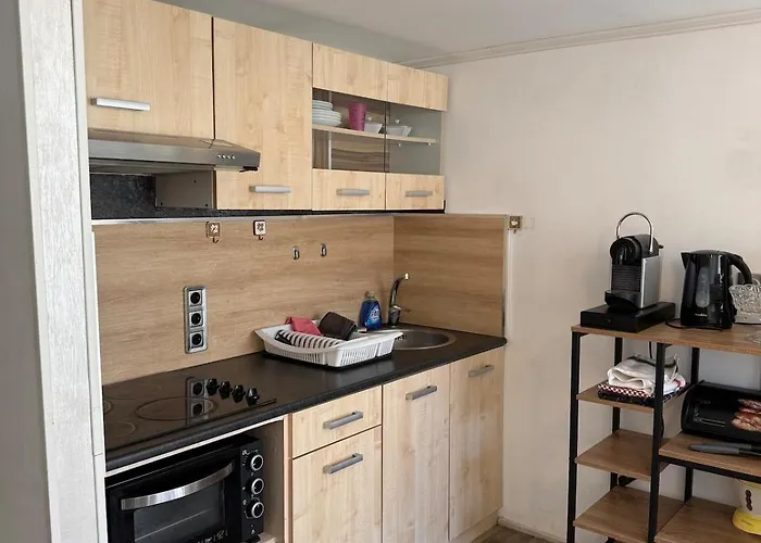 Mezzanine - Close To Beaches Menton